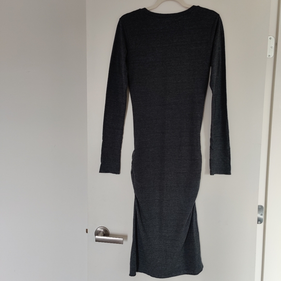 Aritzia Community Crew Longsleeve Midi Dress size M. Stretch jersey, rouching - Picture 3 of 7